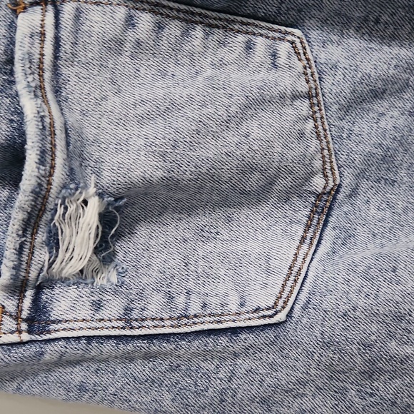 Lovervet By: Vevet "Love At First Sight" Midrise Cropped Jeans Sz.29/9 - Picture 9 of 11